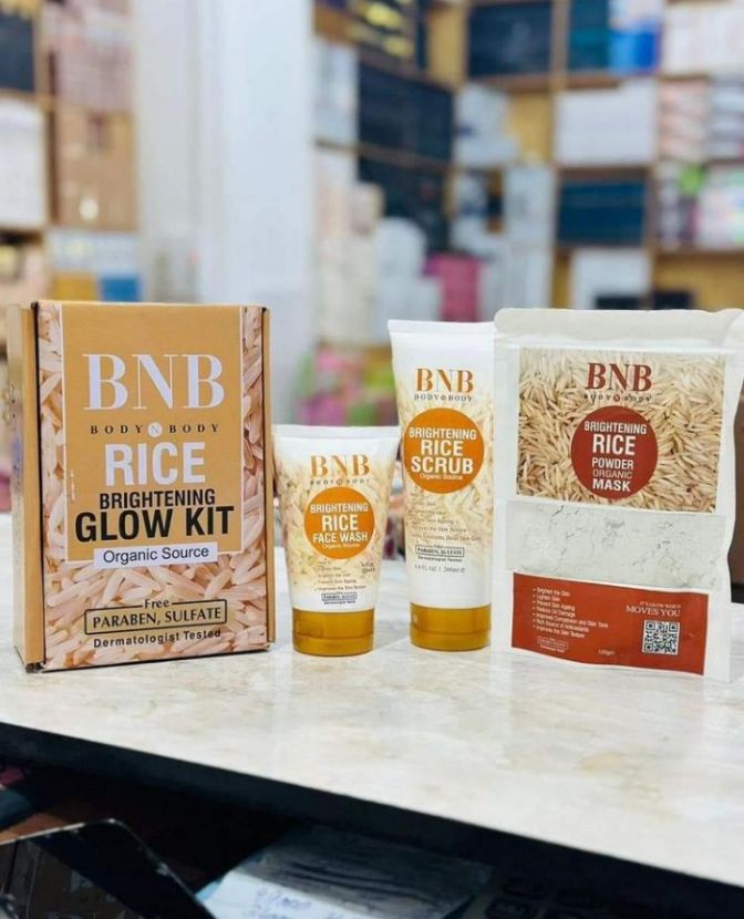 BNB Rice Brightening Glow Kit ā 3-in-1 Face Wash, Scrub & Mask | Clear, Radiant & Glowing Skin
