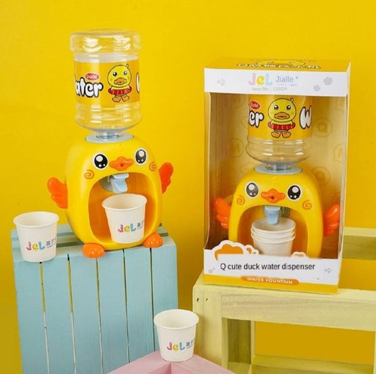 Mini Duck Water Dispenser Toy – Cute Yellow Duck Design, Battery Operated Kids Pretend Play Fountain with Cups